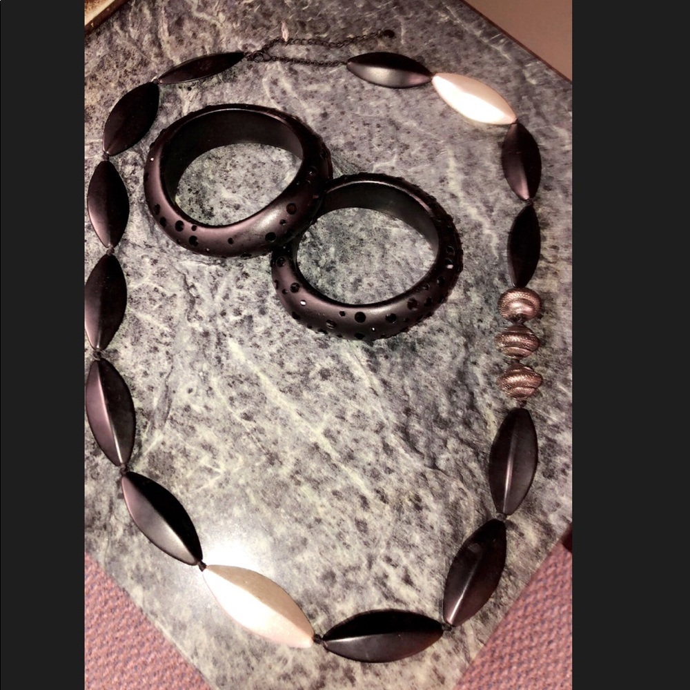 Necklace and 2 bracelets
